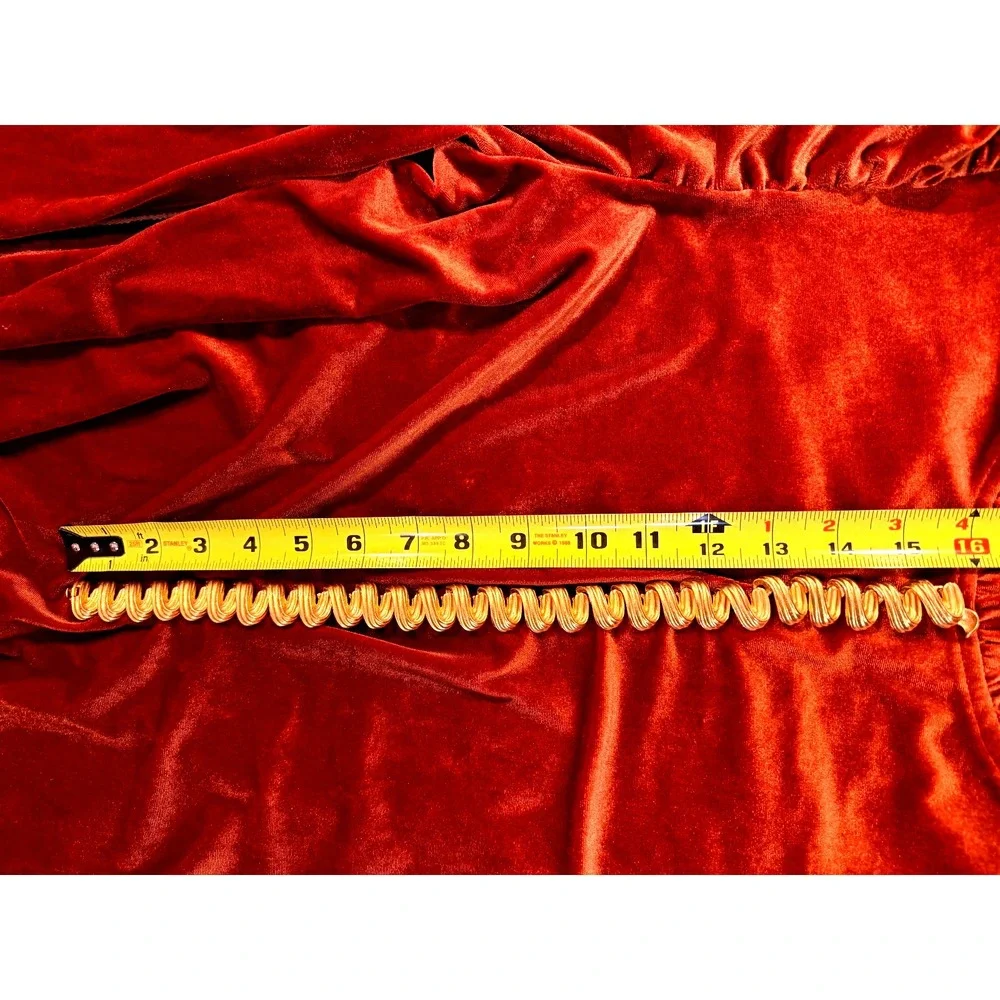 Gorgeous Vintage 1980's-90's Heavy Gold Tone Modern Runway Collar Necklace